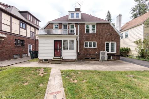 3373 Blanche Avenue Cleveland Heights OH 44118