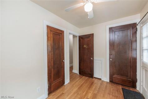 3373 Blanche Avenue Cleveland Heights OH 44118