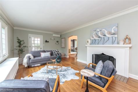 3373 Blanche Avenue Cleveland Heights OH 44118