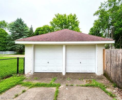 3904 Princeton Avenue NW Massillon OH 44646