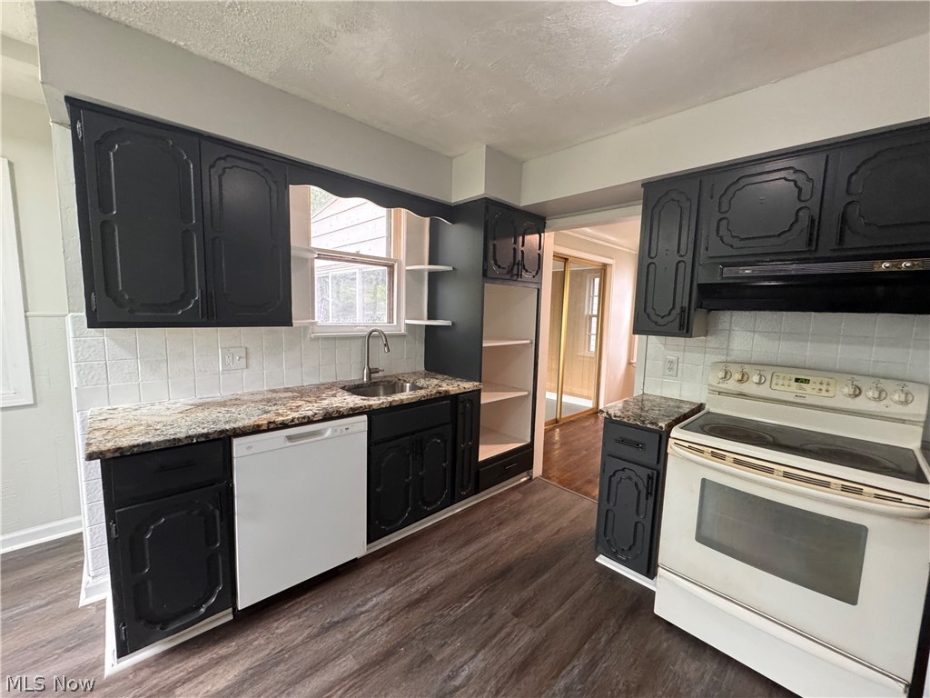 16611 Eldamere Avenue Cleveland OH 44128