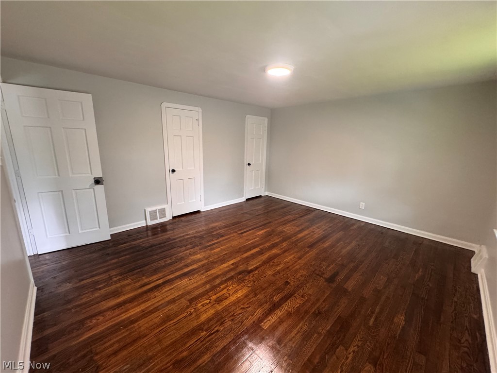 16611 Eldamere Avenue Cleveland OH 44128