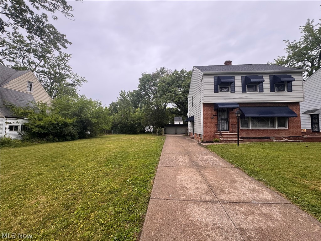 16611 Eldamere Avenue Cleveland OH 44128