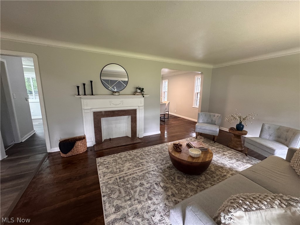 16611 Eldamere Avenue Cleveland OH 44128