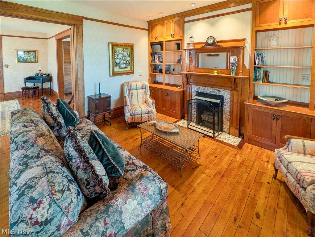 5078 E Water Street Port Clinton OH 43452