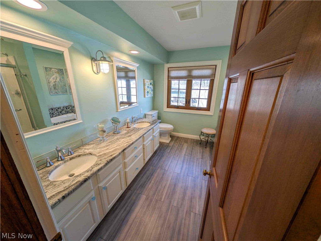 5078 E Water Street Port Clinton OH 43452