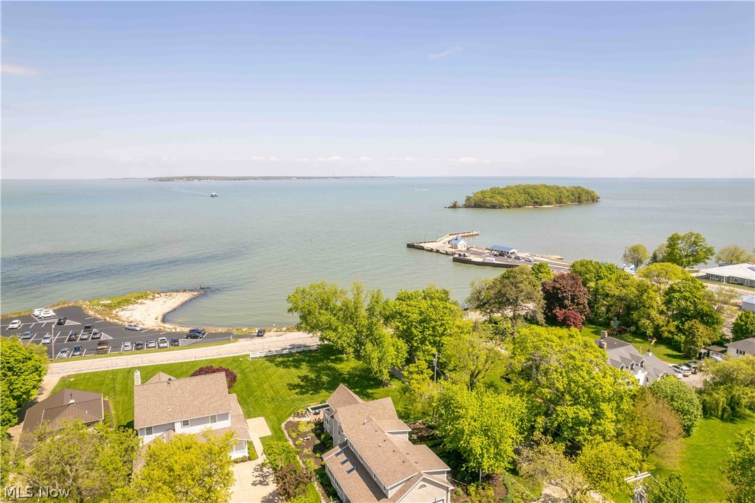5078 E Water Street Port Clinton OH 43452