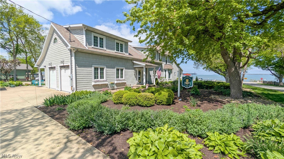 5078 E Water Street Port Clinton OH 43452