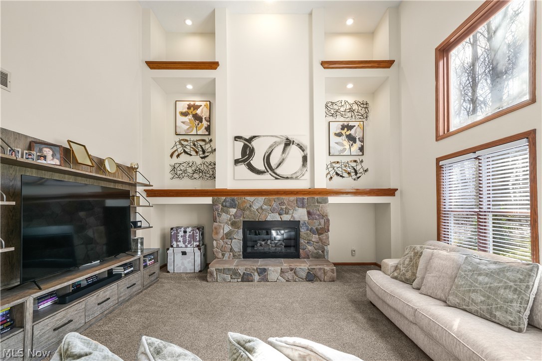 11779 Derbyshire Lane Chagrin Falls OH 44023