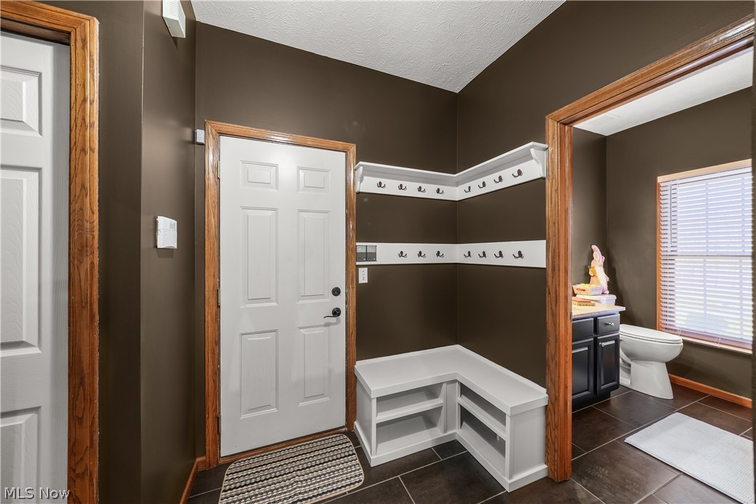 11779 Derbyshire Lane Chagrin Falls OH 44023