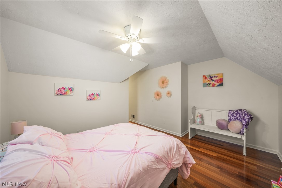 11779 Derbyshire Lane Chagrin Falls OH 44023