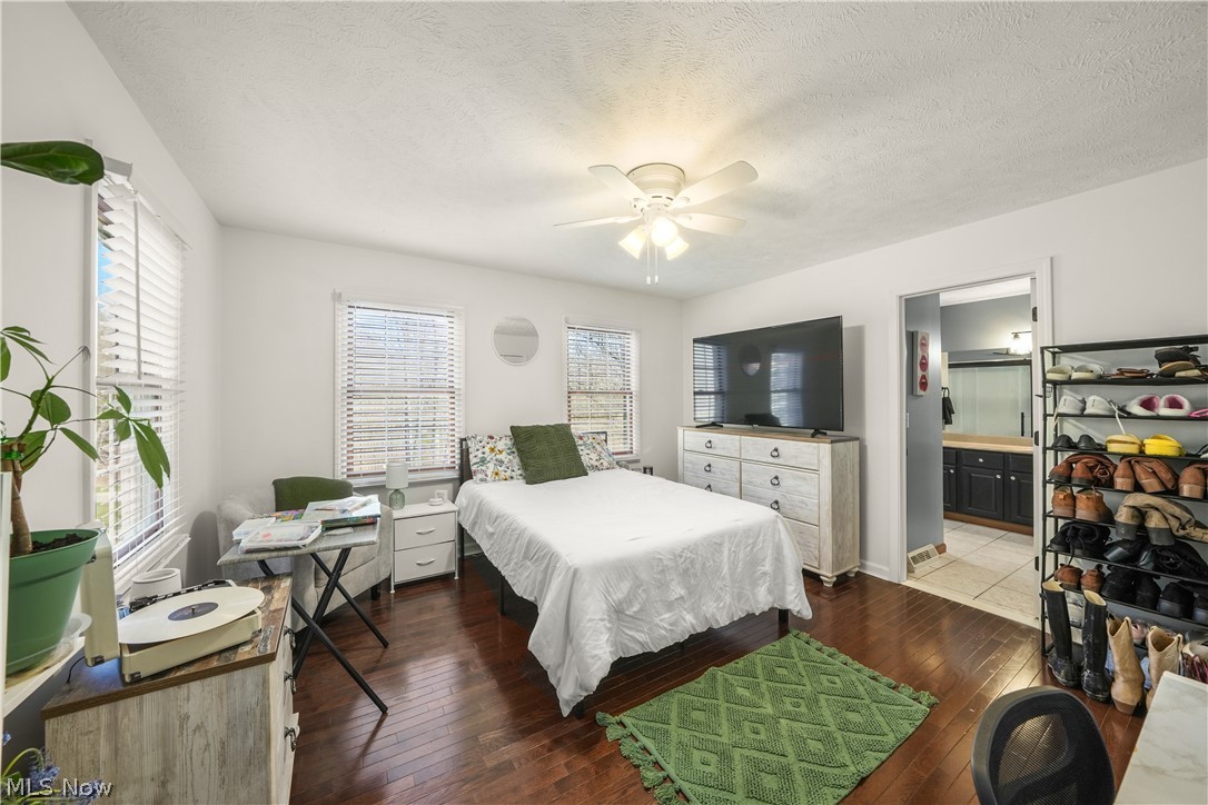 11779 Derbyshire Lane Chagrin Falls OH 44023