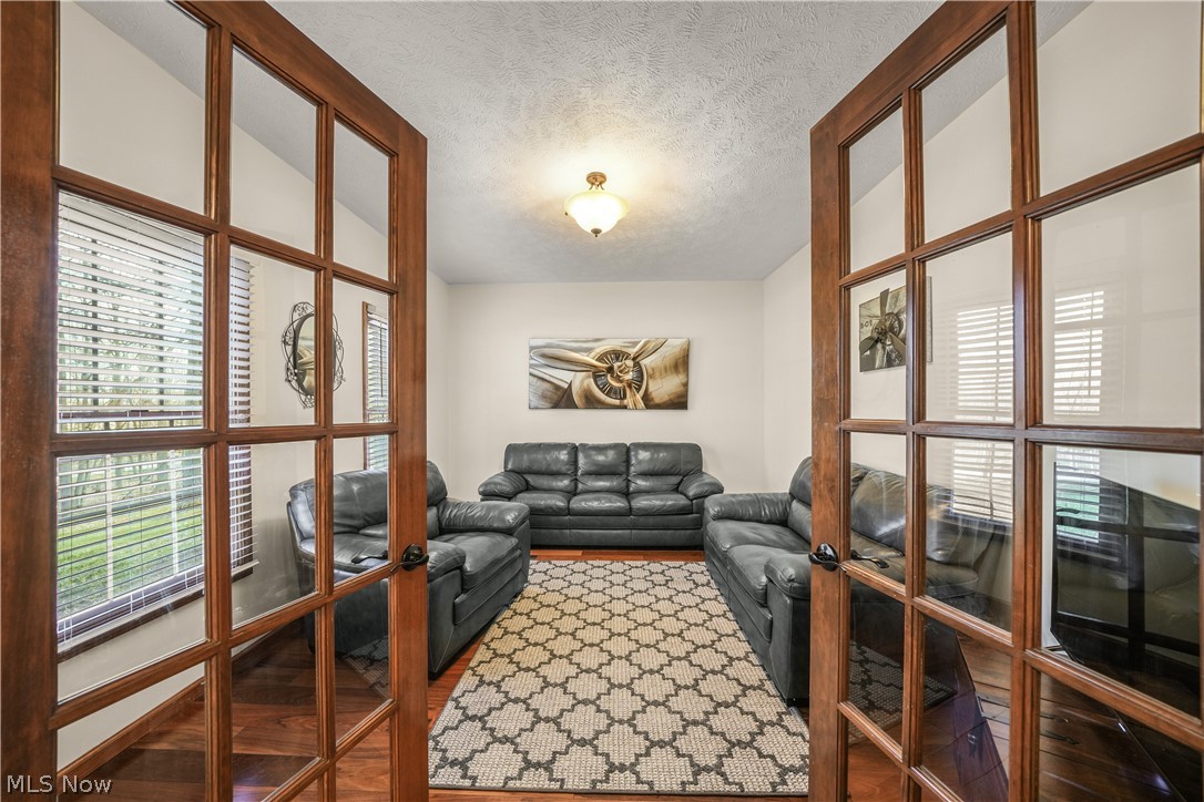 11779 Derbyshire Lane Chagrin Falls OH 44023