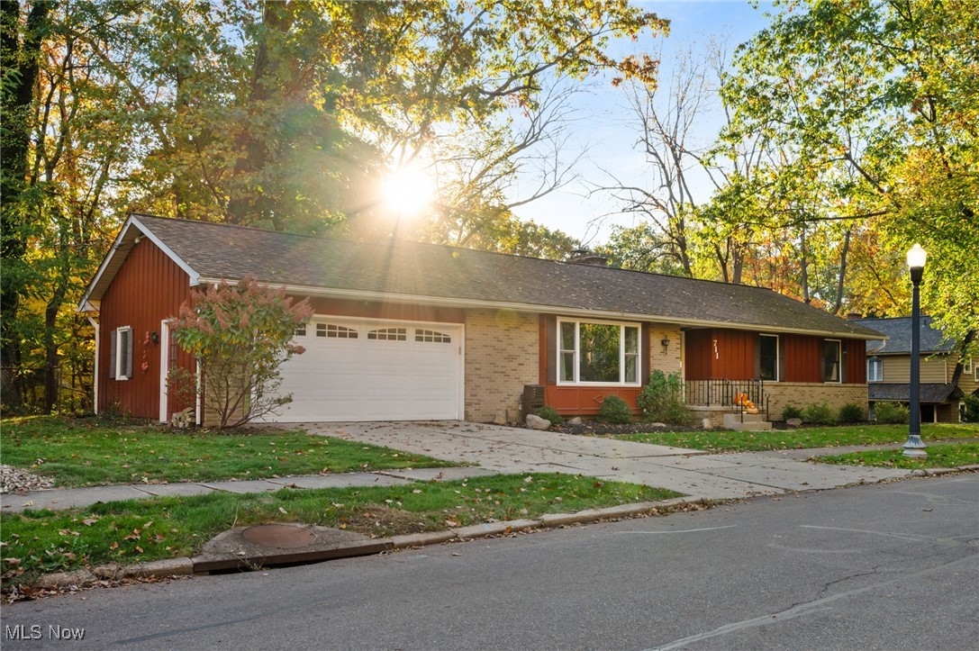 711 Lafayette Drive Akron OH 44303