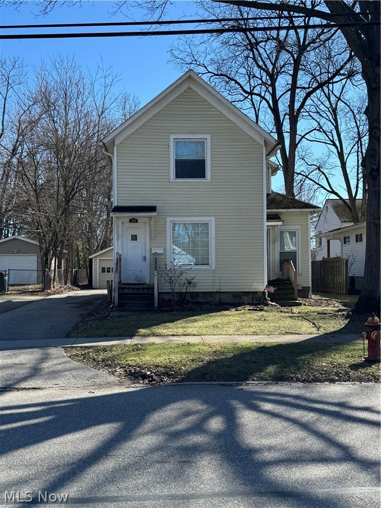 194 E Bridge Street Berea OH 44017