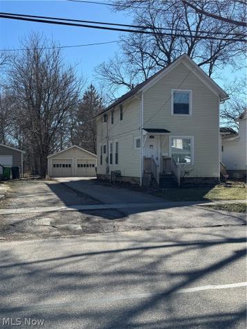 194 E Bridge Street Berea OH 44017