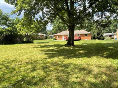 5724 Bonnie Lou Drive New Franklin OH 44319