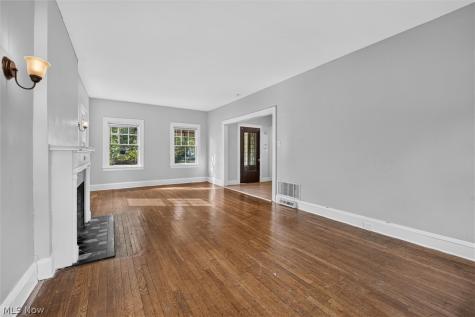 3335 Euclid Heights Boulevard Cleveland Heights OH 44118