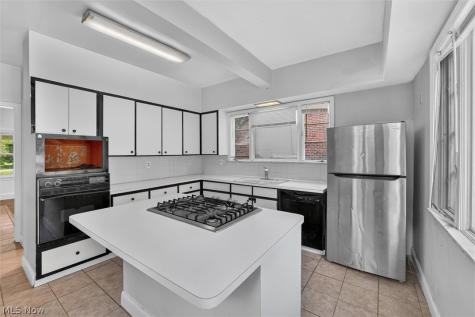 3335 Euclid Heights Boulevard Cleveland Heights OH 44118