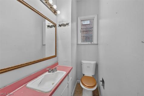3335 Euclid Heights Boulevard Cleveland Heights OH 44118