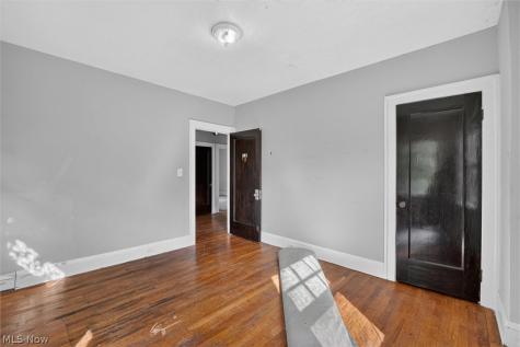 3335 Euclid Heights Boulevard Cleveland Heights OH 44118