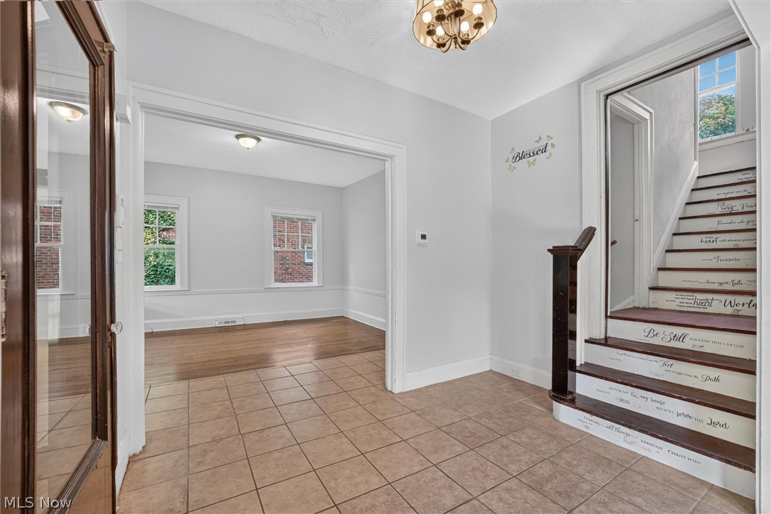 3335 Euclid Heights Boulevard Cleveland Heights OH 44118
