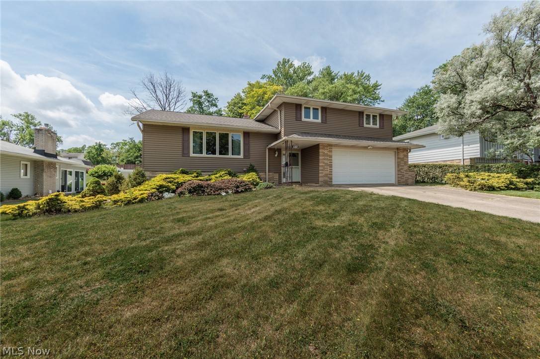 2207 Jacqueline Drive Parma OH 44134