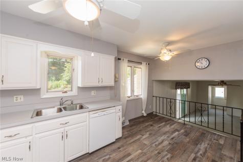 2207 Jacqueline Drive Parma OH 44134