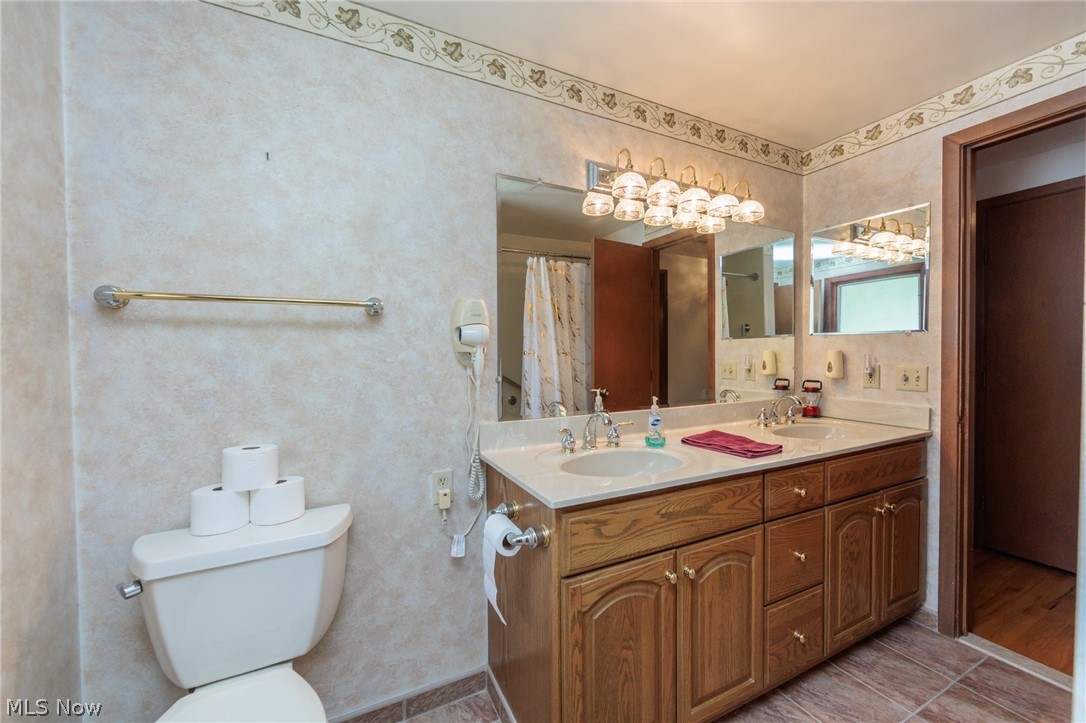 2207 Jacqueline Drive Parma OH 44134