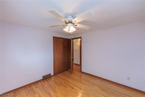 2207 Jacqueline Drive Parma OH 44134