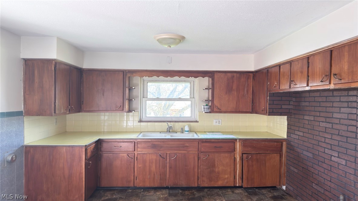 785 Brittain Road Akron OH 44305