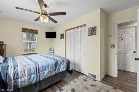 565 Perry Road Tallmadge OH 44278