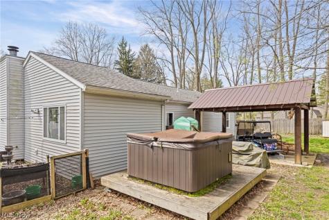 565 Perry Road Tallmadge OH 44278