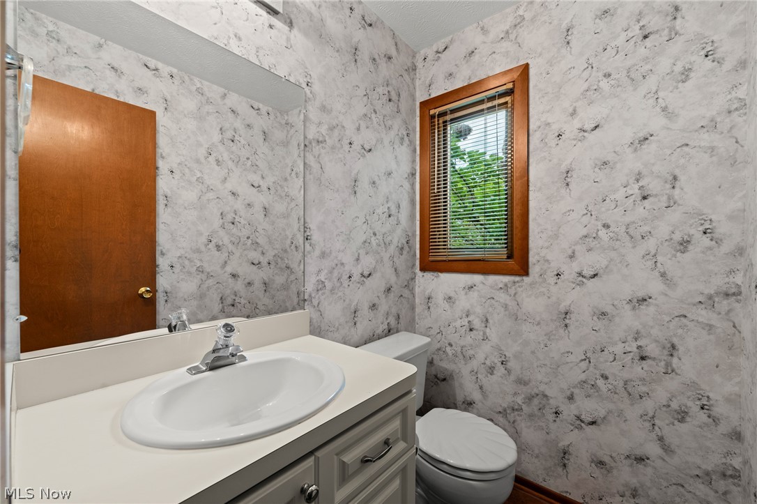 2417 Allen Boulevard Beachwood OH 44122
