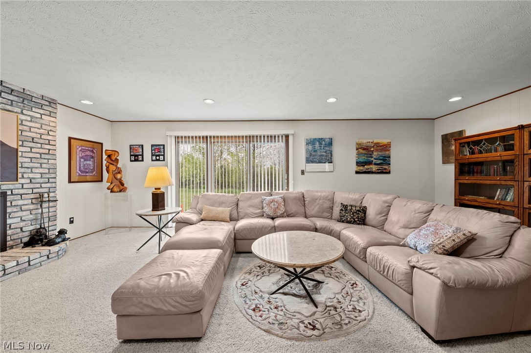 2417 Allen Boulevard Beachwood OH 44122