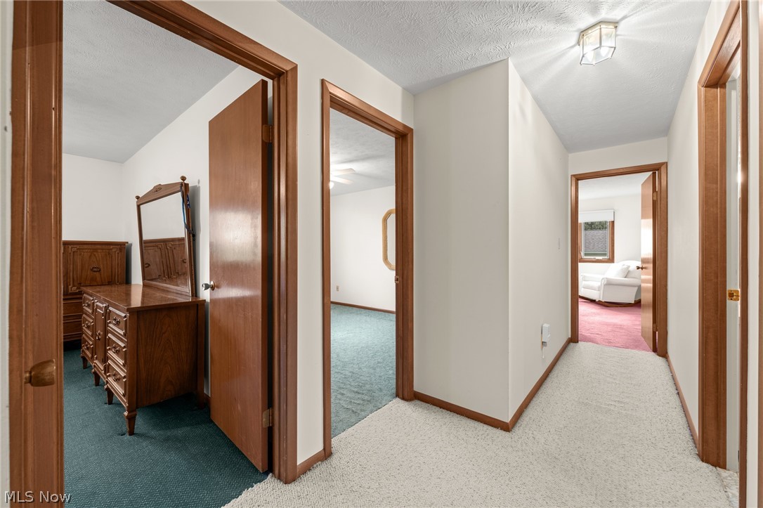 2417 Allen Boulevard Beachwood OH 44122
