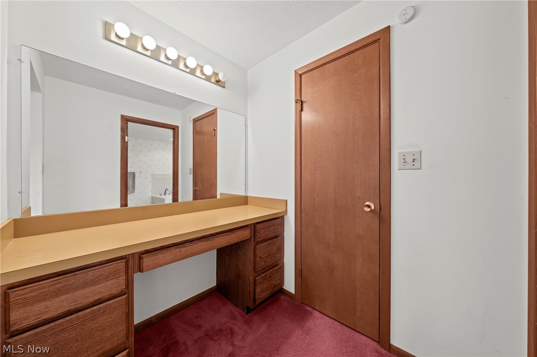 2417 Allen Boulevard Beachwood OH 44122