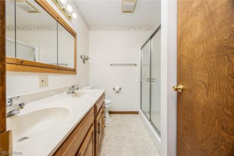 108 Laramie Road Marietta OH 45750