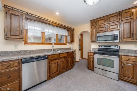 108 Laramie Road Marietta OH 45750