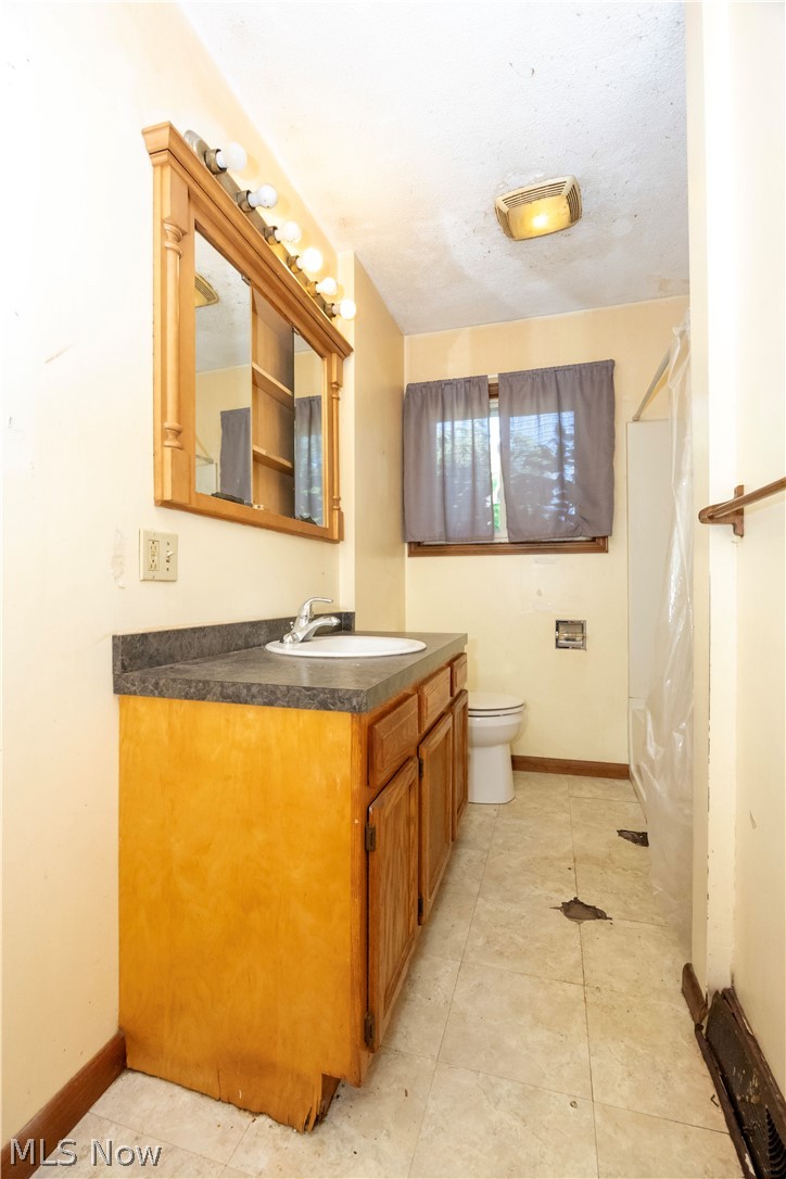 211 S Elm Street Orrville OH 44667