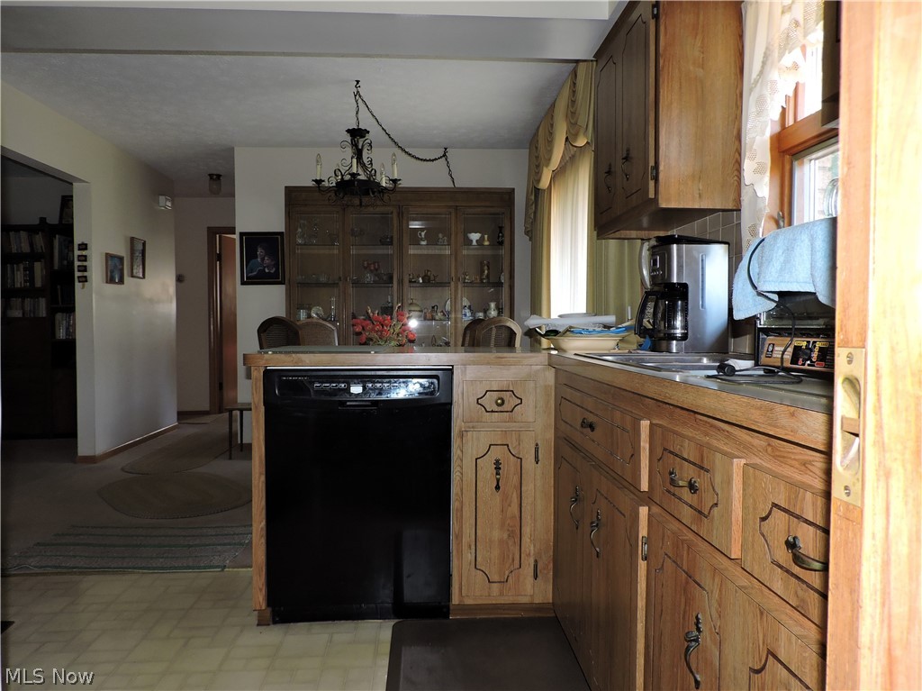 10662 Albion Road North Royalton OH 44133