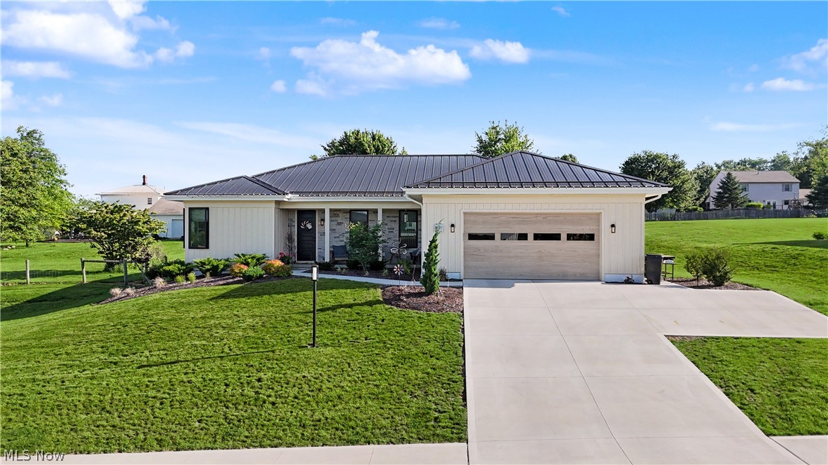 21 Betty Drive Bellville OH 44813