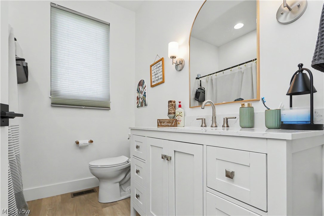 21 Betty Drive Bellville OH 44813