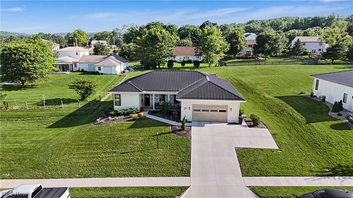 21 Betty Drive Bellville OH 44813