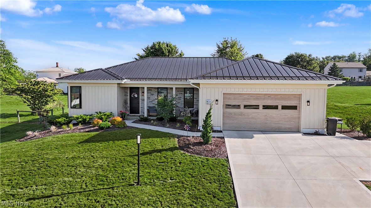 21 Betty Drive Bellville OH 44813