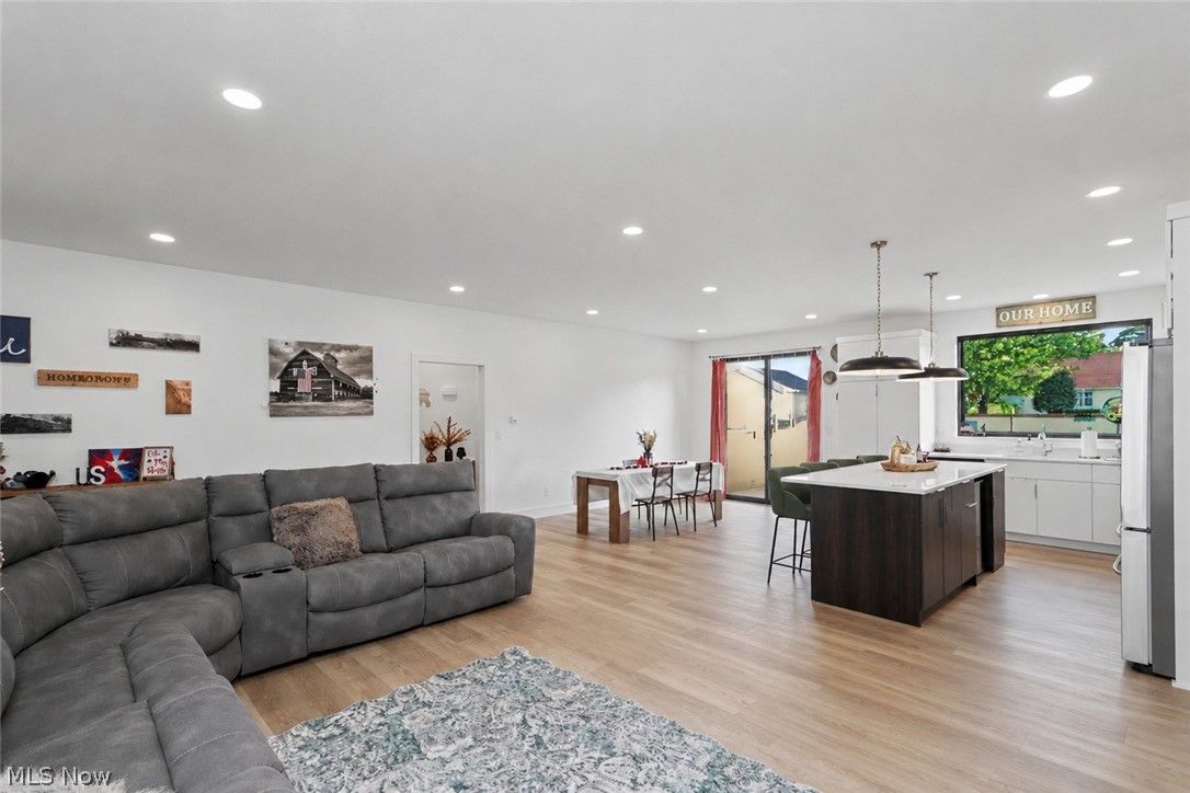 21 Betty Drive Bellville OH 44813