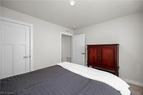 639 Apple Ridge Drive Elyria OH 44035