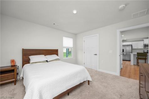 639 Apple Ridge Drive Elyria OH 44035