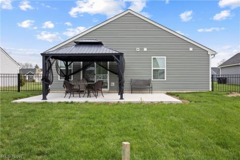 639 Apple Ridge Drive Elyria OH 44035