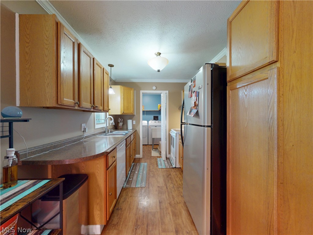 1575 Grove Avenue Madison OH 44057